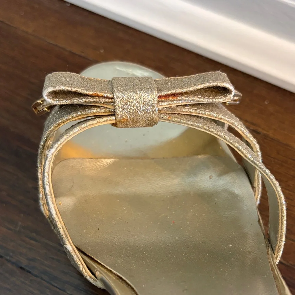 Guess Metallic Gold Wedge Sandals Women’s Size 6.5 - Picture 5 of 10